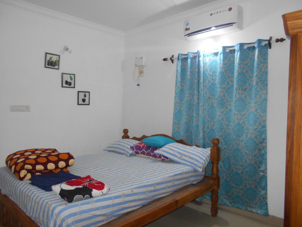 Esha Apartment Calangute Szoba fotó