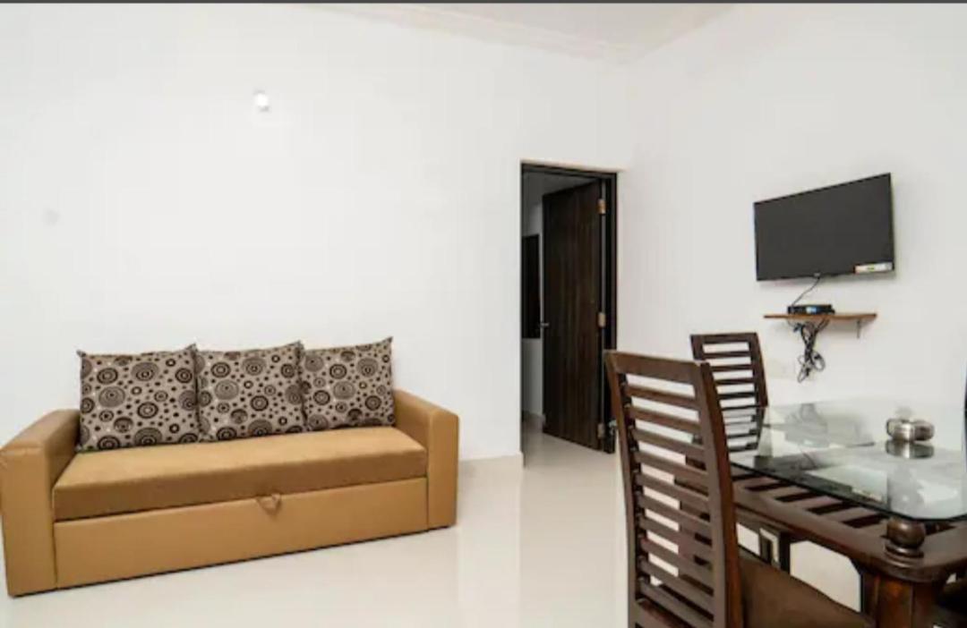 Esha Apartment Calangute Szoba fotó