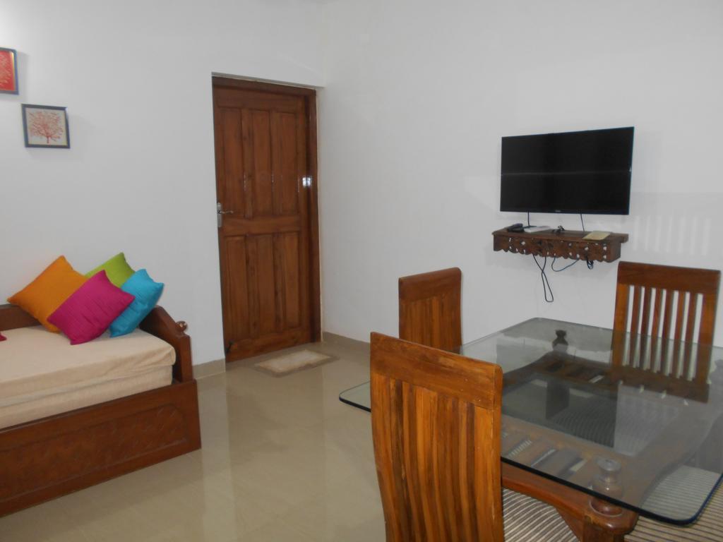Esha Apartment Calangute Szoba fotó
